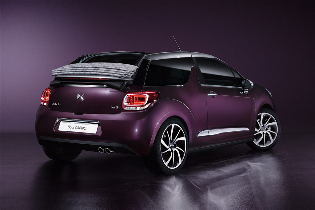 Donnelly Bros, Dungannon NEW AND USED MOTOR VEHICLE DEALERS.