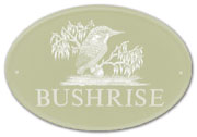 Visit BUSHRISE Holiday Apartments website