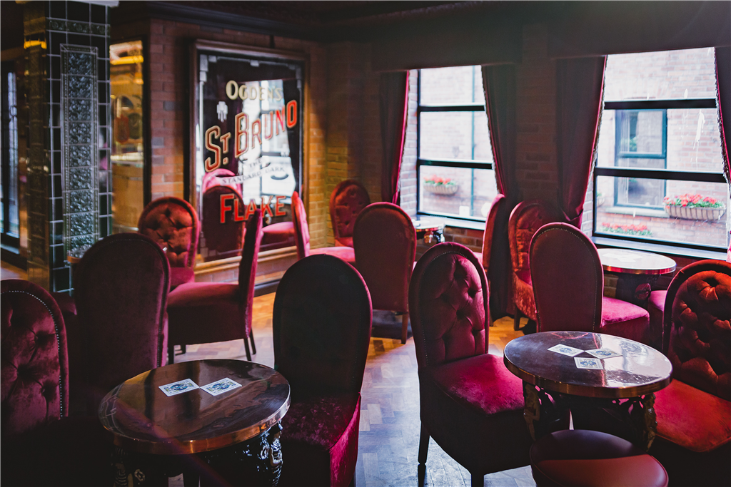 Derrys Ltd, Annaghmore, Portadown PUB MEMORABILIA NI Pub Furniture NI