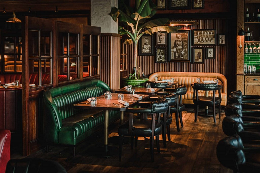 Derry’s Ltd, Annaghmore, Portadown PUB MEMORABILIA NI Pub Furniture